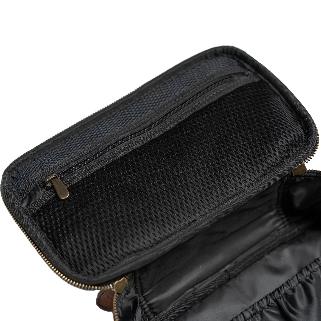 Toiletry Bag Article 3 - Image 2